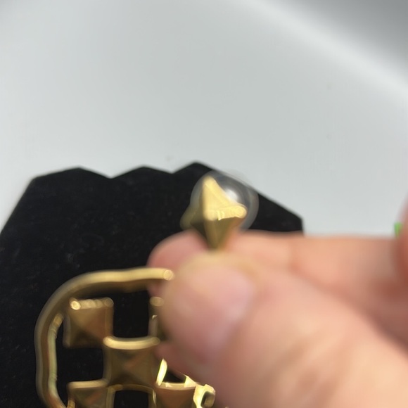 Gold Geometric Earrings - Picture 6 of 7